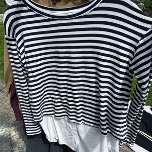 Pea in the pod nursing long sleeved shirt